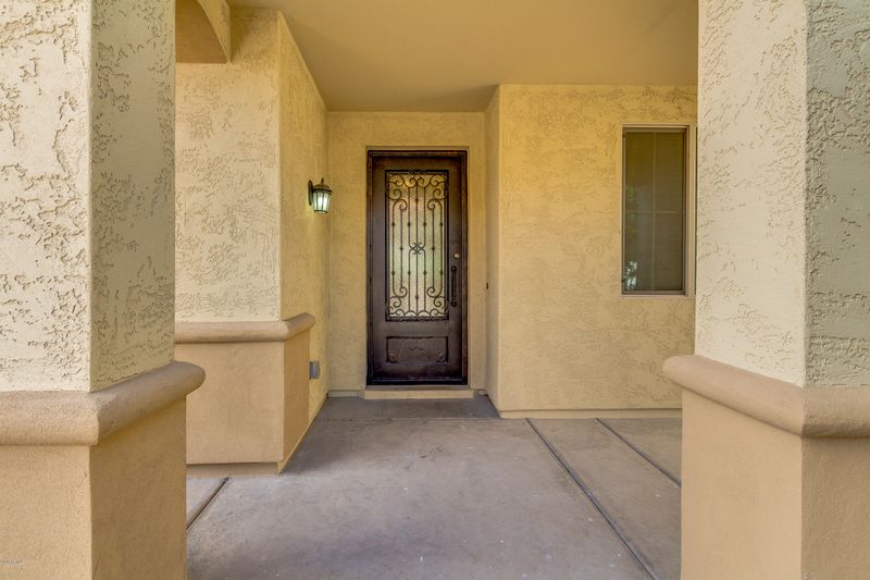 143 E Prescott Dr, Chandler, AZ 85249