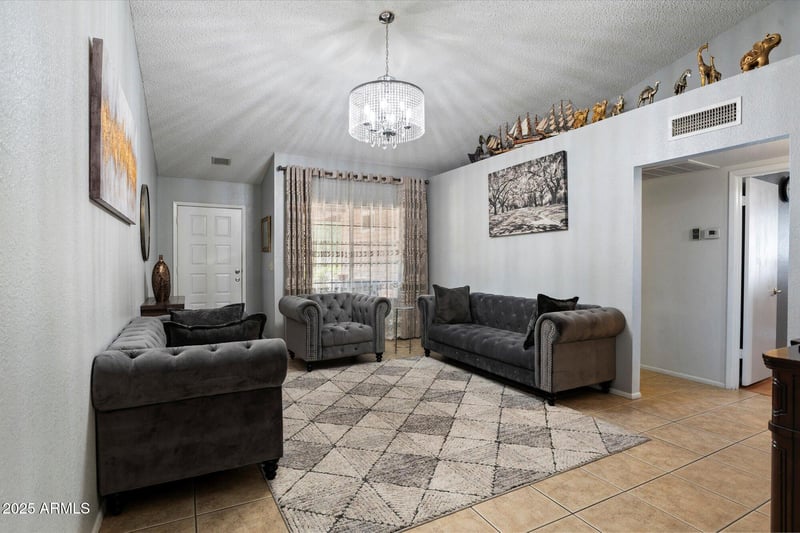 143 Michelle Dr, Phoenix, AZ 85023