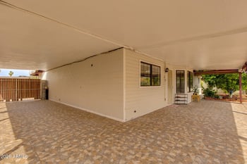 143 Michelle Dr, Phoenix, AZ 85023