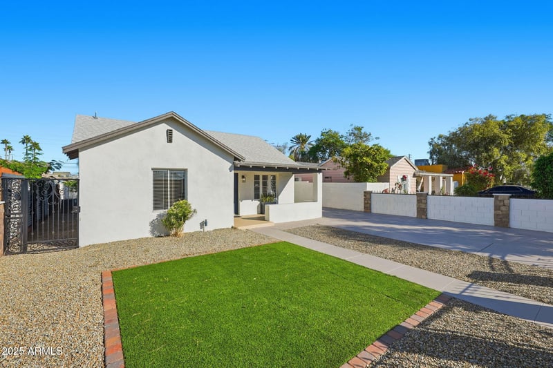 1430 Diamond St, Phoenix, AZ 85006