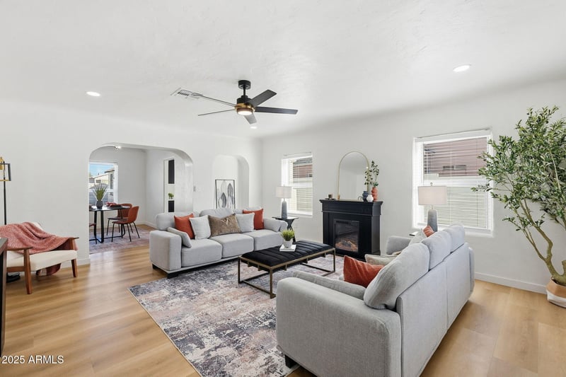 1430 Diamond St, Phoenix, AZ 85006