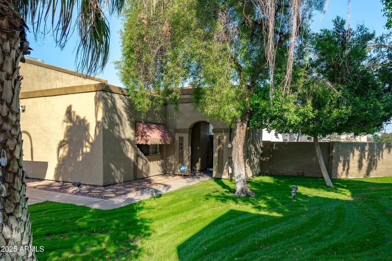 1430 La Jolla Dr, Tempe, AZ 85282