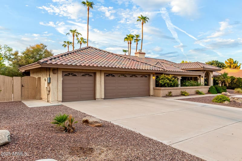 1430 Los Arboles Dr, Tempe, AZ 85284