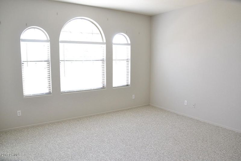 1430 S Colt Dr, Gilbert, AZ 85296
