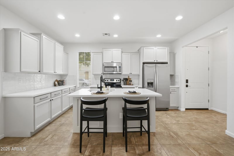 1430 S Ponderosa Dr, Gilbert, AZ 85296