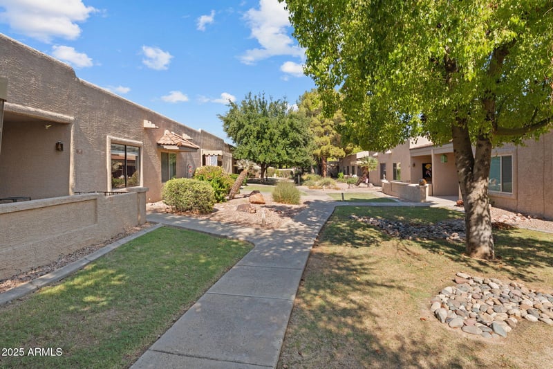 14300 Bell Rd #27, Surprise, AZ 85374