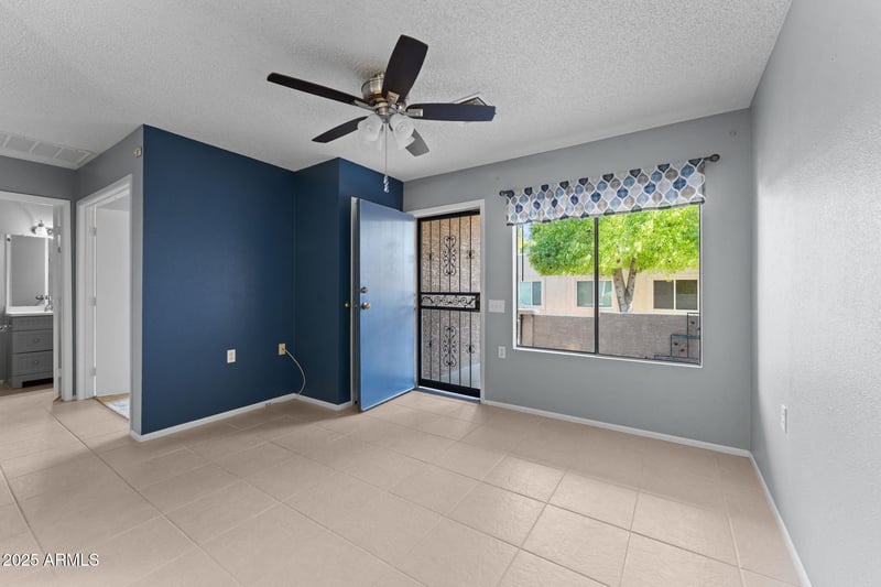 14300 Bell Rd #27, Surprise, AZ 85374