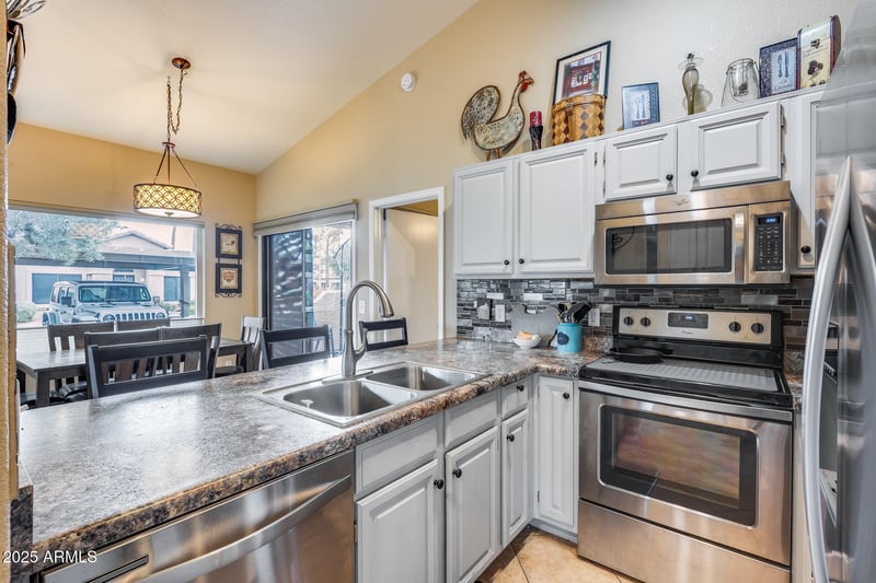 14300 Bell Rd #303, Surprise, AZ 85374