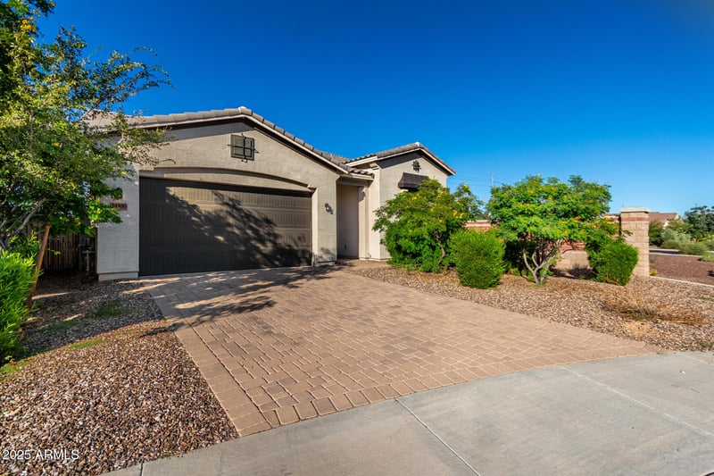 14300 Georgia Dr, Surprise, AZ 85379
