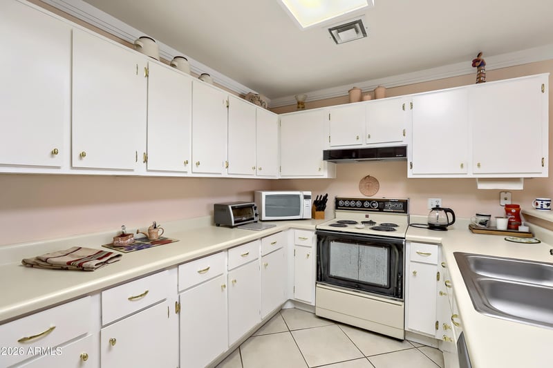 14300 Bell Rd #108, Surprise, AZ 85374