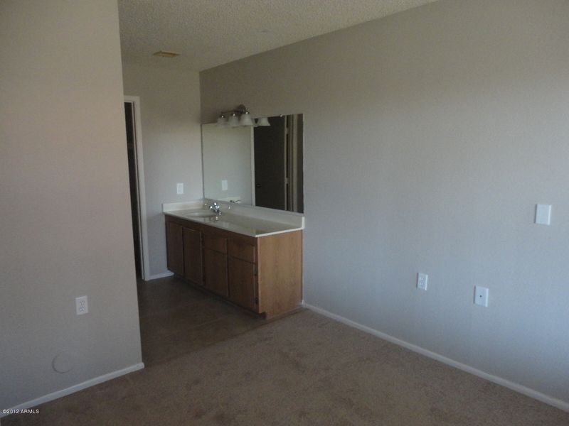 14300 W Bell Rd #424, Surprise, AZ 85374