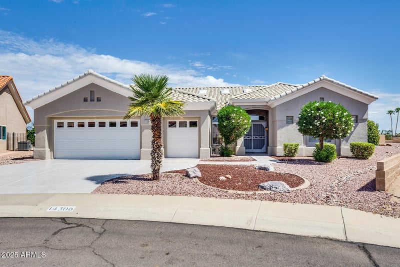 14306 Las Brizas Ln, Sun City West, AZ 85375