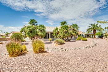 14306 Las Brizas Ln, Sun City West, AZ 85375