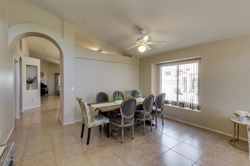 1431 E Wahalla Ln, Phoenix, AZ 85024