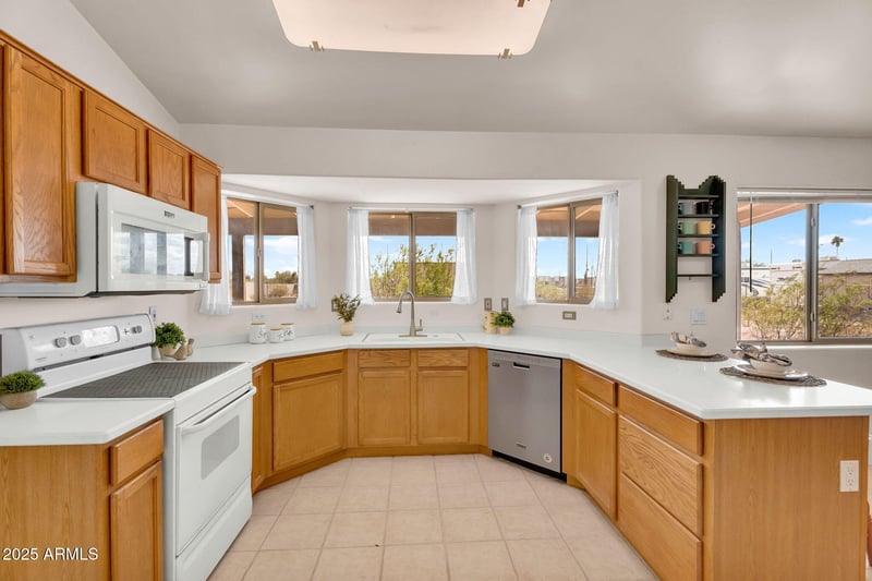 1431 Greasewood St, Apache Junction, AZ 85120