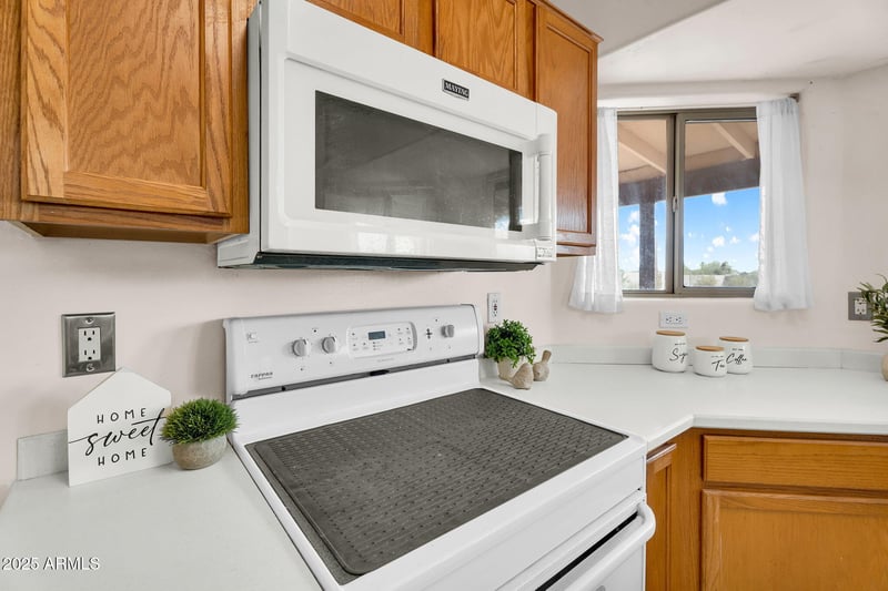 1431 Greasewood St, Apache Junction, AZ 85120