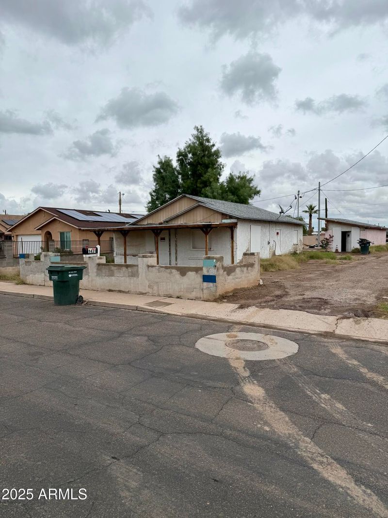 1431 S 13th Ave, Phoenix, AZ 85007