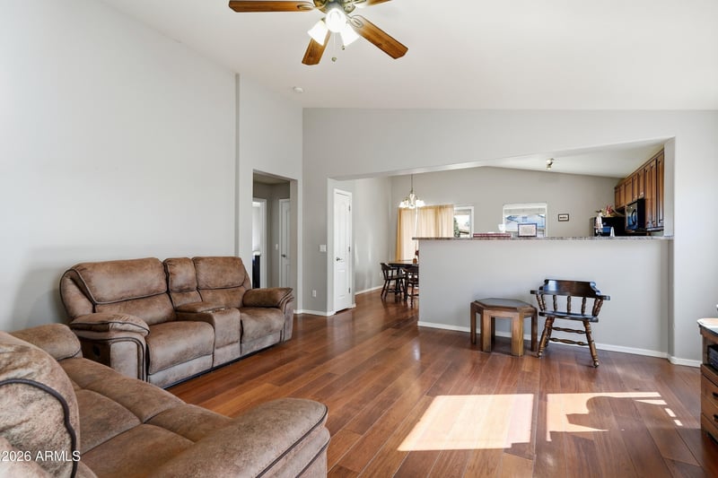 1431 W Belmont Red Trl, San Tan Valley, AZ 85143