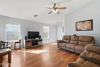 1431 W Belmont Red Trl, San Tan Valley, AZ 85143