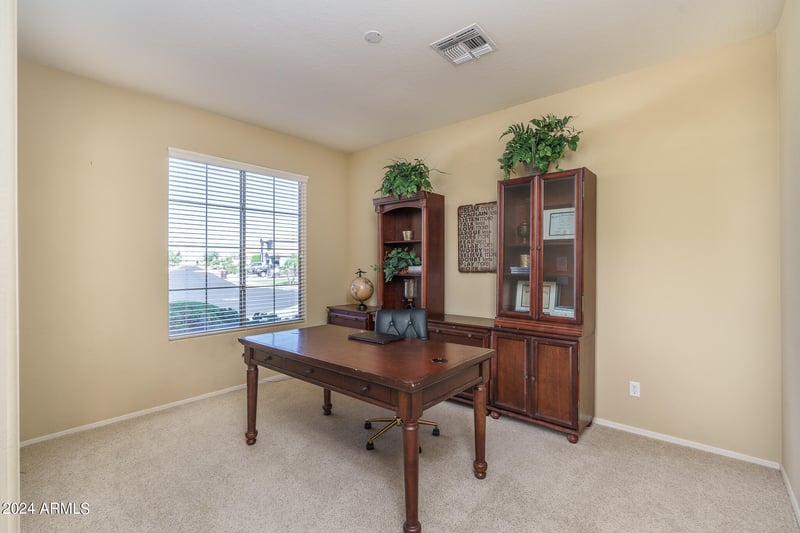 14310 N 82nd Ln, Peoria, AZ 85381