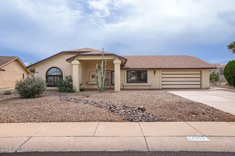 14313 W Yukon Dr, Sun City West, AZ 85375
