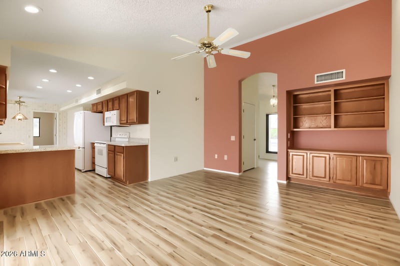 14313 W Yukon Dr, Sun City West, AZ 85375