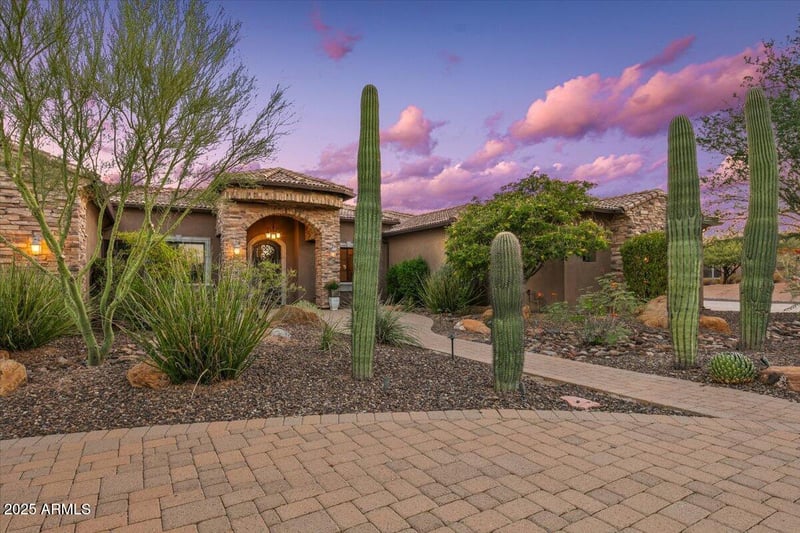 14317 Lowden Ct, Scottsdale, AZ 85262