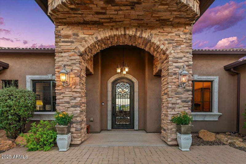 14317 Lowden Ct, Scottsdale, AZ 85262