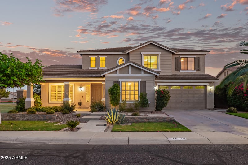 14319 Mandalay Ln, Surprise, AZ 85379