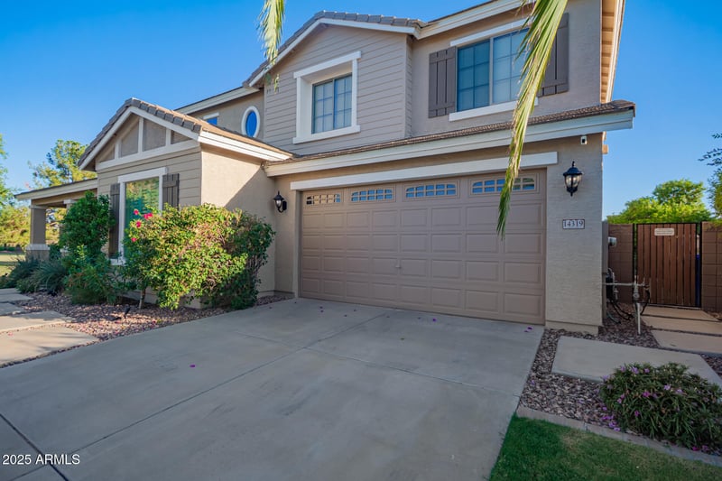 14319 Mandalay Ln, Surprise, AZ 85379