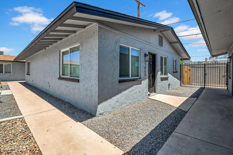 1432 E Broadway Rd, Mesa, AZ 85204