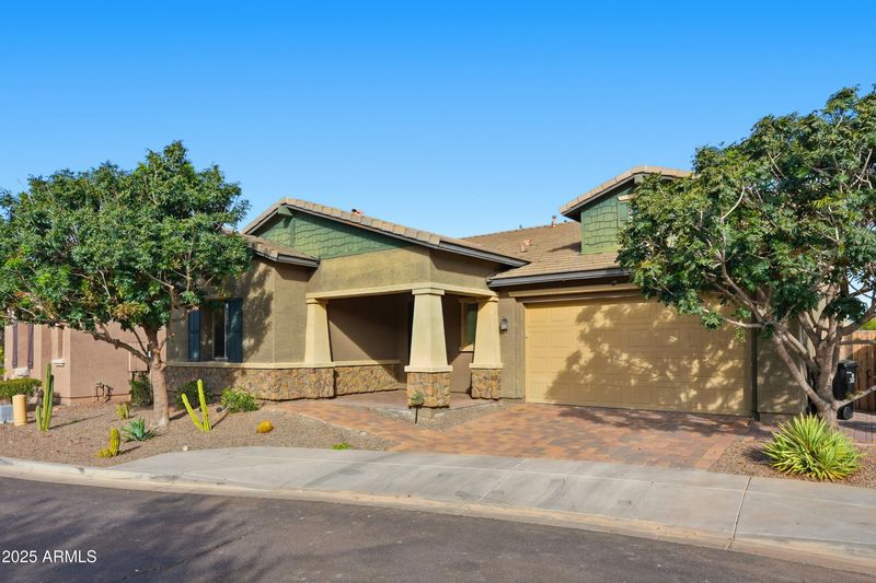 1432 E Pedro Rd, Phoenix, AZ 85042