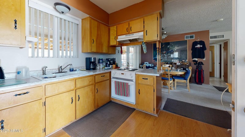 1432 S Lawther Dr, Apache Junction, AZ 85120