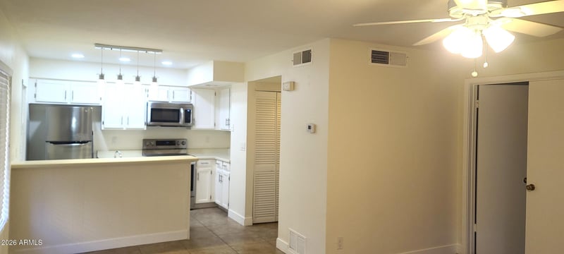 1432 W Emerald Ave #29, Mesa, AZ 85202