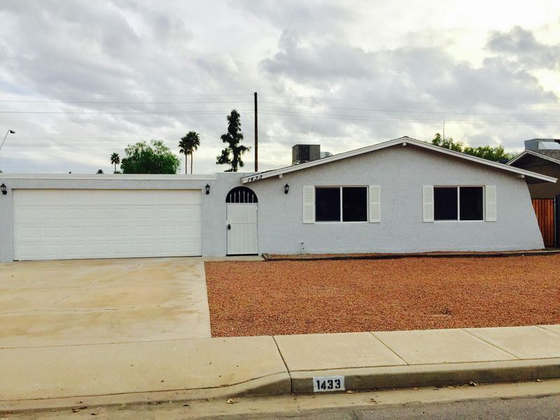 1433 E Flossmoor Ave, Mesa, AZ 85204