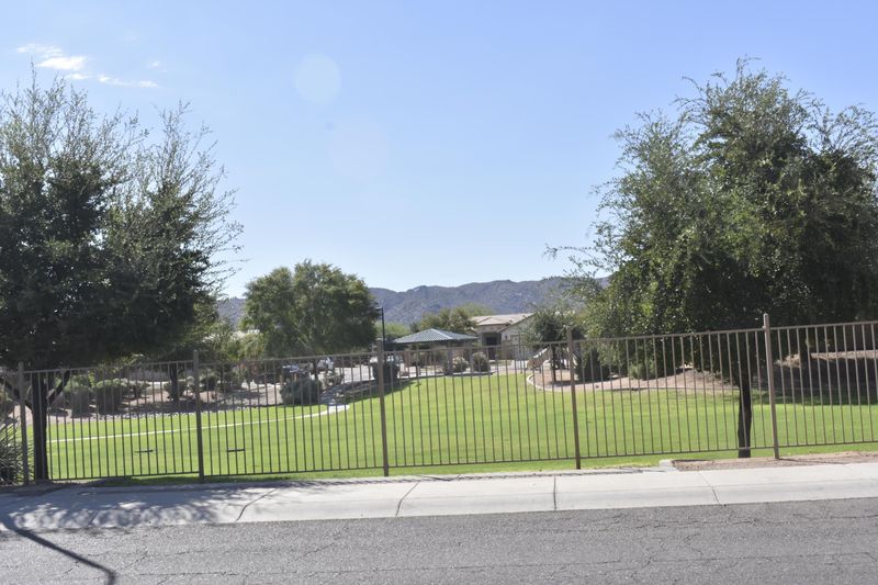 1433 E Huntington Dr, Phoenix, AZ 85040