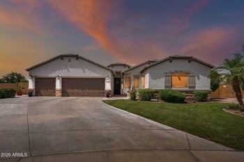 14332 174th Ln, Surprise, AZ 85388