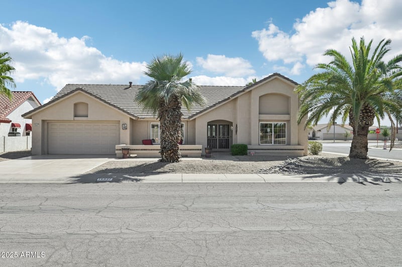 14337 Circle Ridge Dr, Sun City West, AZ 85375