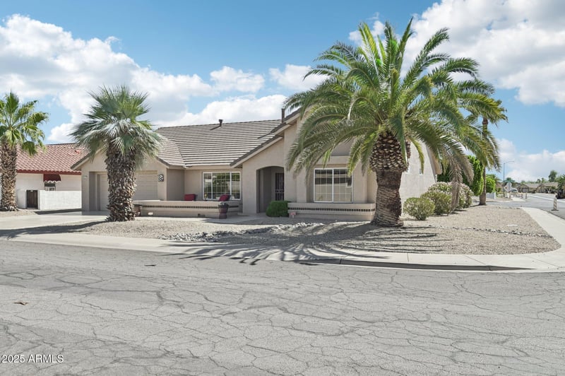 14337 Circle Ridge Dr, Sun City West, AZ 85375