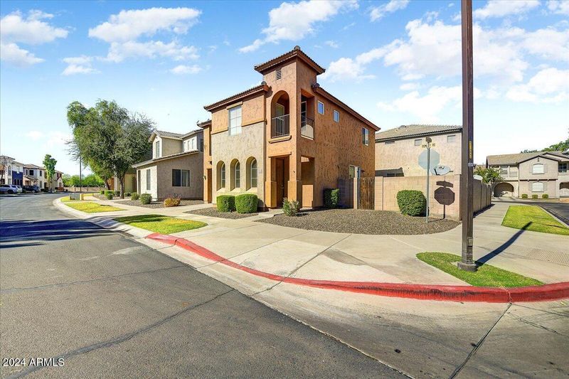 1434 E Romley Ave, Phoenix, AZ 85040