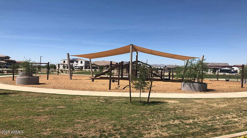 14346 Soft Wind Dr, Surprise, AZ 85388
