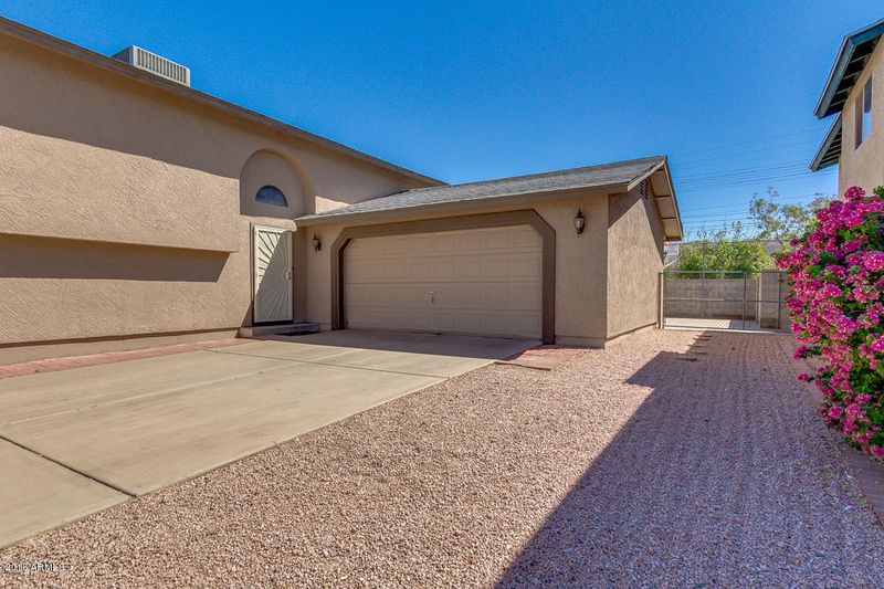 1435 E Fremont Rd, Phoenix, AZ 85042