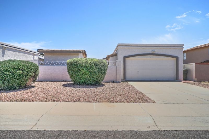 1435 E Kristal Way, Phoenix, AZ 85024