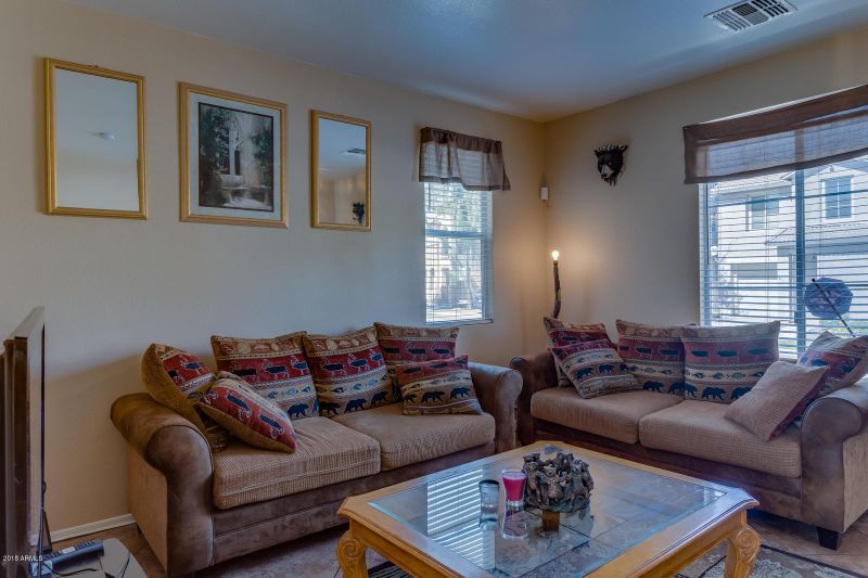 1435 E Romley Ave, Phoenix, AZ 85040