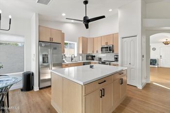 1436 E Charleston Ave, Phoenix, AZ 85022