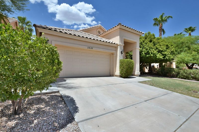 1436 E Glenhaven Dr, Phoenix, AZ 85048
