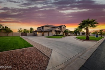 14367 Becker Ln, Surprise, AZ 85379