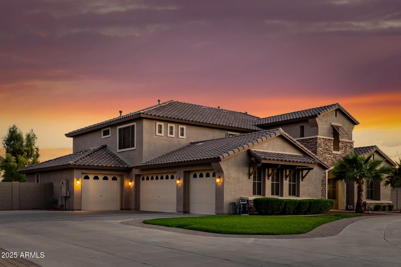14367 Becker Ln, Surprise, AZ 85379