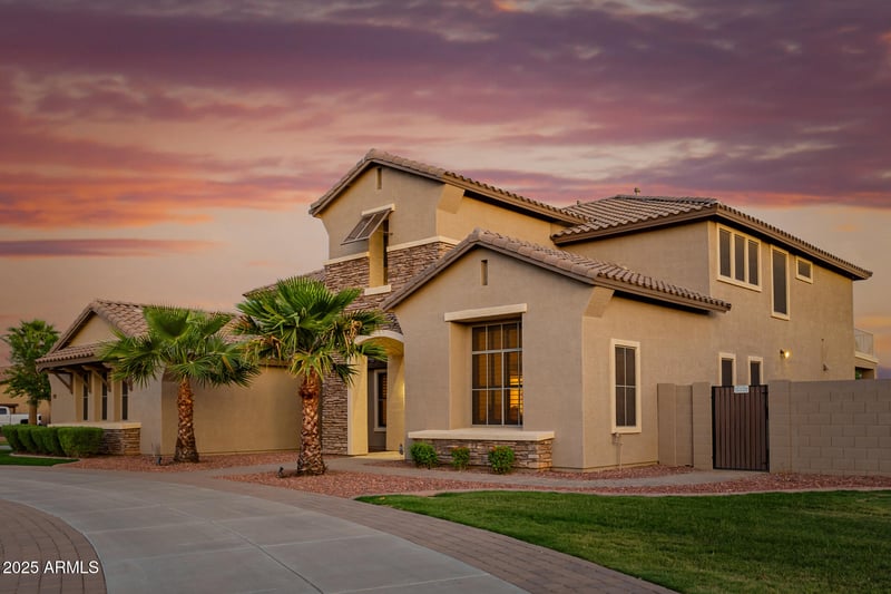 14367 Becker Ln, Surprise, AZ 85379