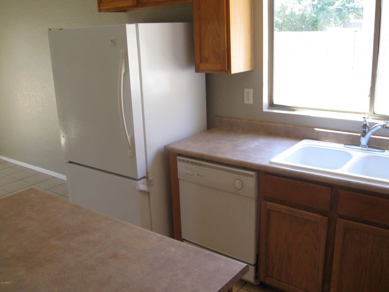 1437 E Huntington Dr, Phoenix, AZ 85040